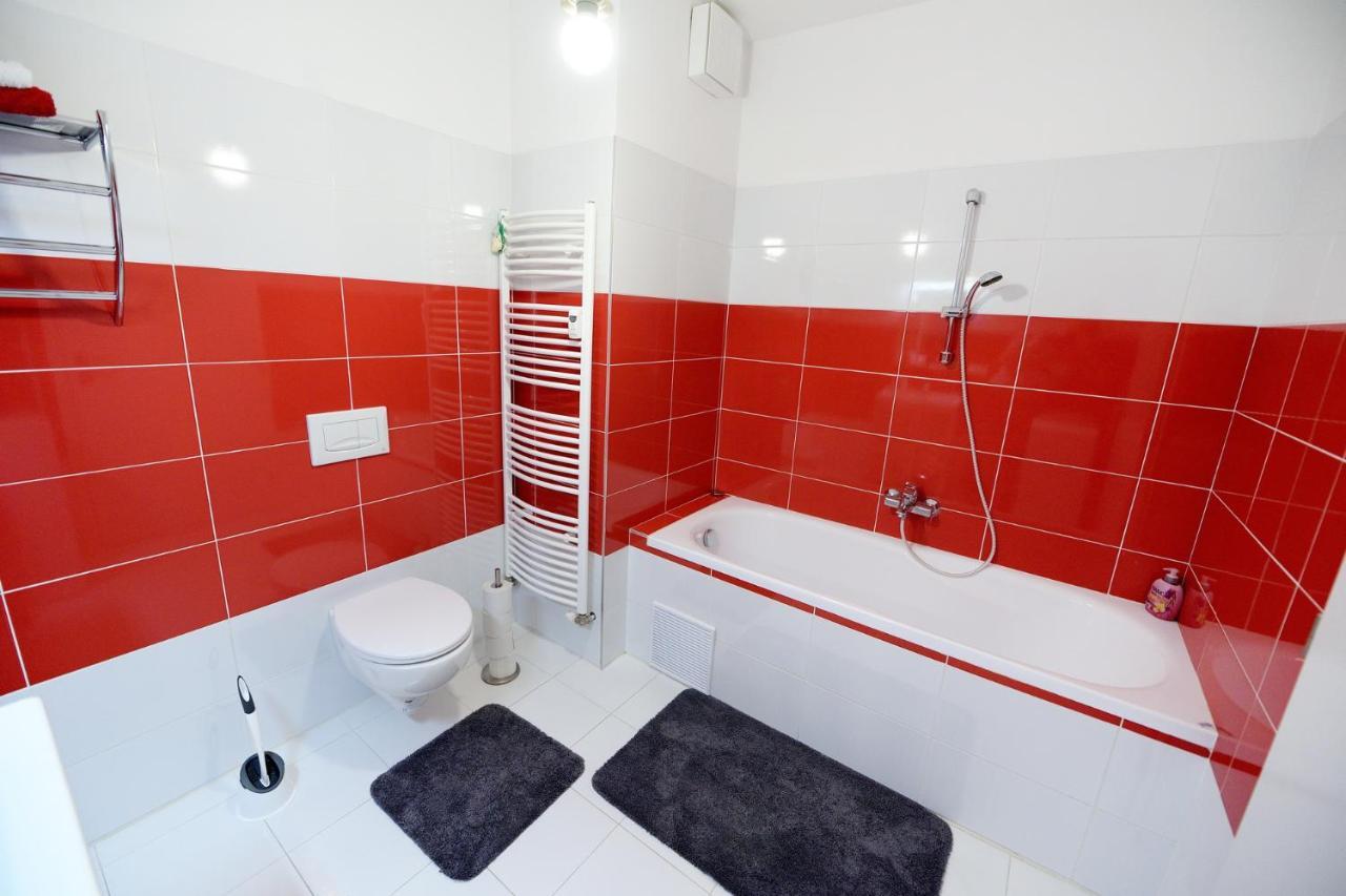 Apartman Centroom Pieszczany Zewnętrze zdjęcie
