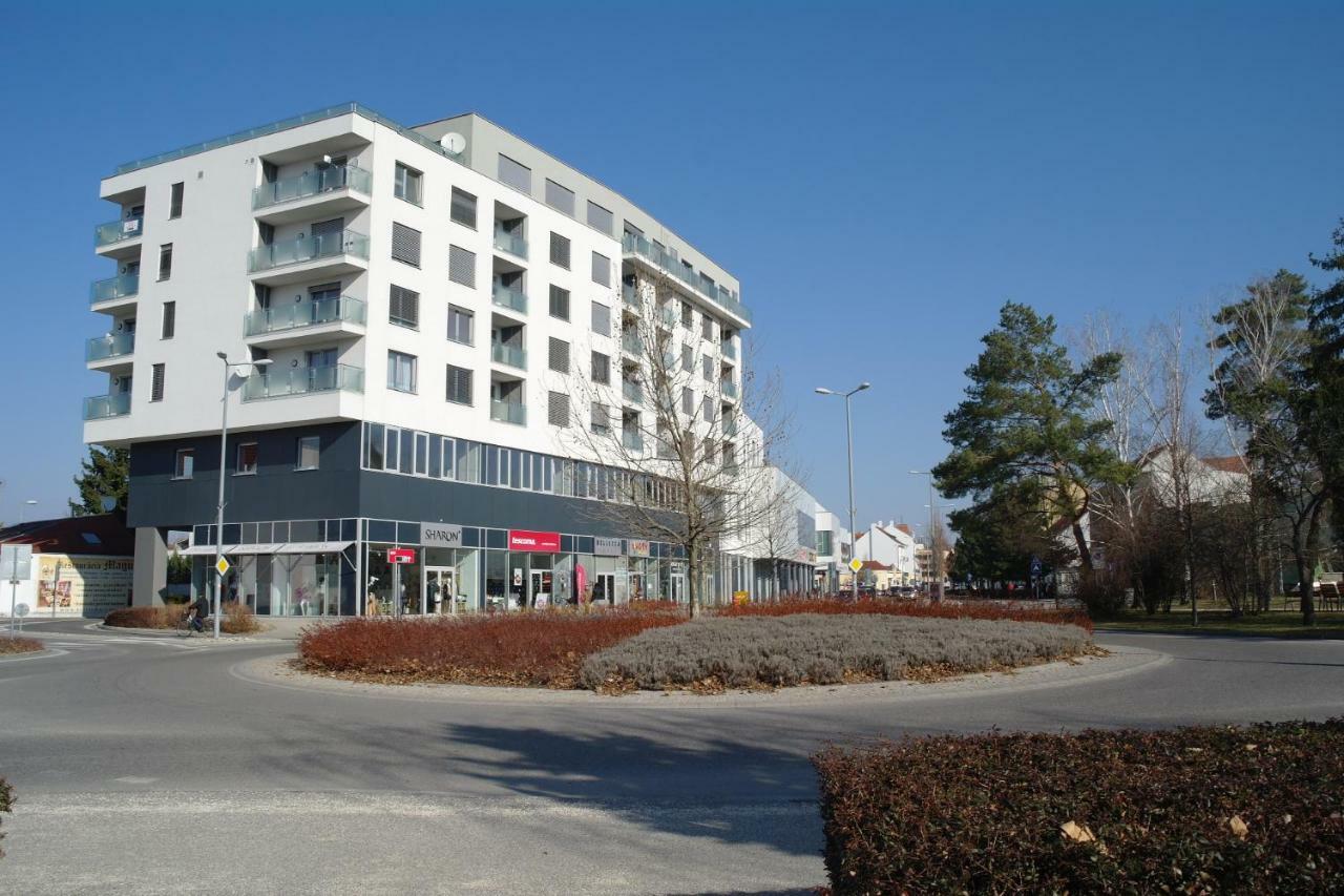 Apartman Centroom Pieszczany Zewnętrze zdjęcie